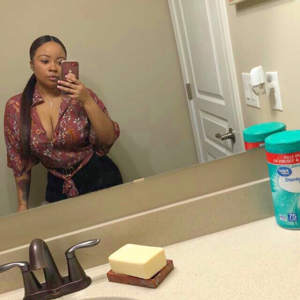 Meet your Posher, Taylor